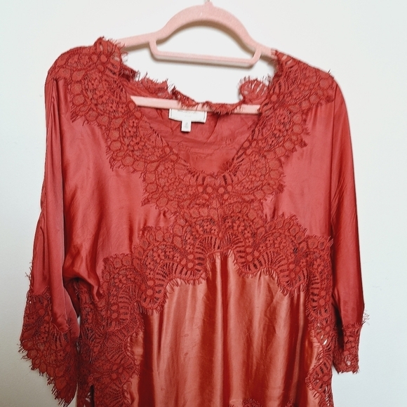 Anthropologie Moulinette Soeurs Coral Satin and Lace Bell Sleeve Blouse Medium - Picture 8 of 12